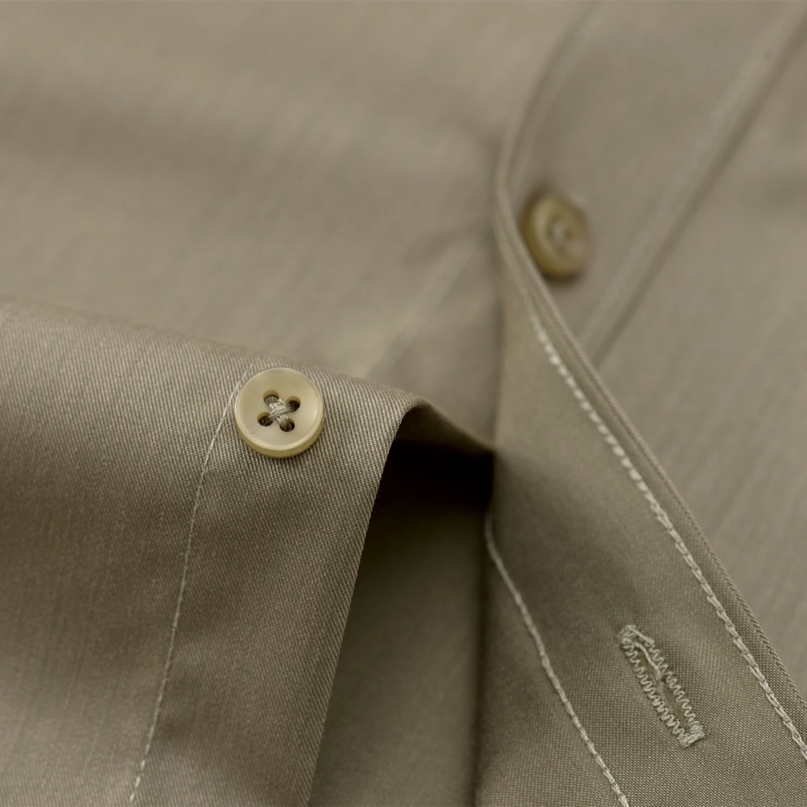 Men's Wrinkle-Free Dress Shirt Regular Fit Solid Business Formal Long Sleeve Button Up Stretch Shirts - Image 4